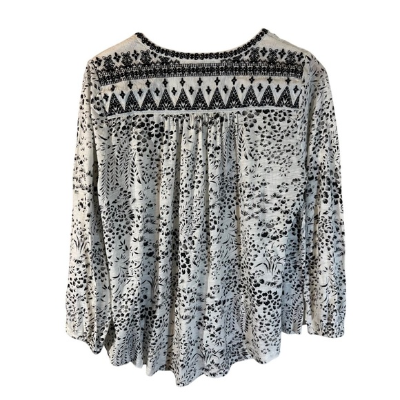 Lucky Brand Floral Blouse Plus 1X White Black Embroidered Boho Patterned Peasant - Picture 2 of 9